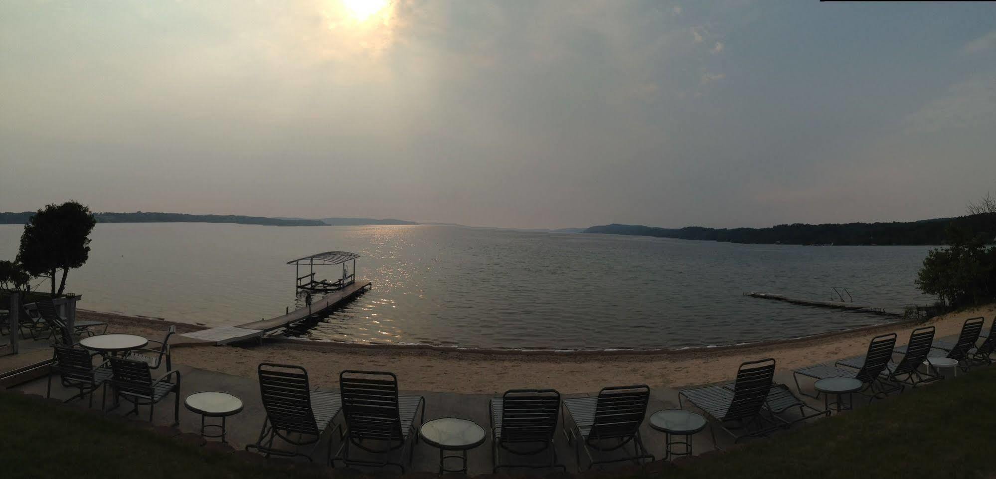 Crystal Lake Resort Beulah Exterior photo